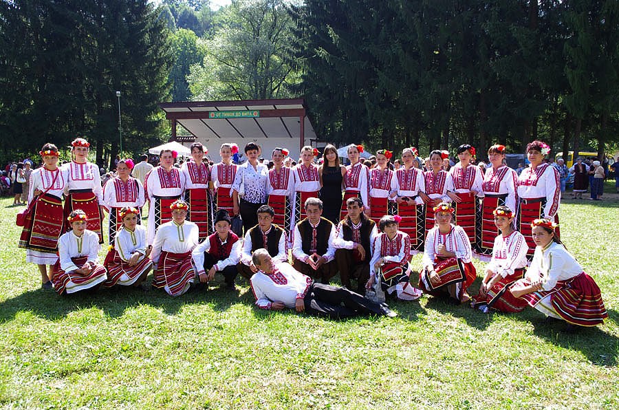 8.12.25 2011 г. - основателите на ансамбъла.jpg